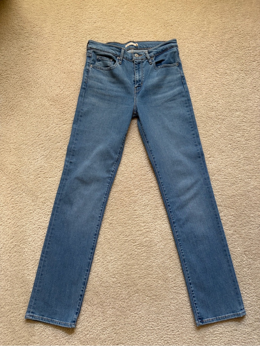NWOT Classic Levi’s High-Rise Women's Blue Jeans